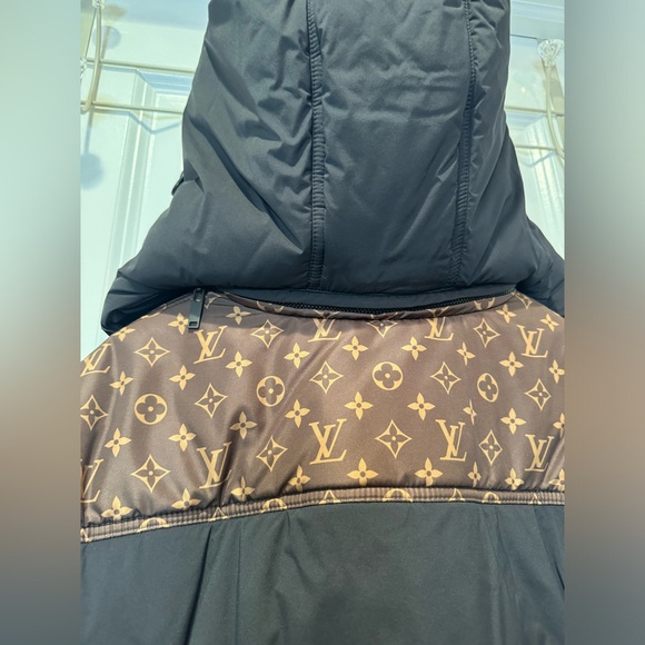 Louis Vuitton Cropped Monogram Jacket - Picture 10 of 14
